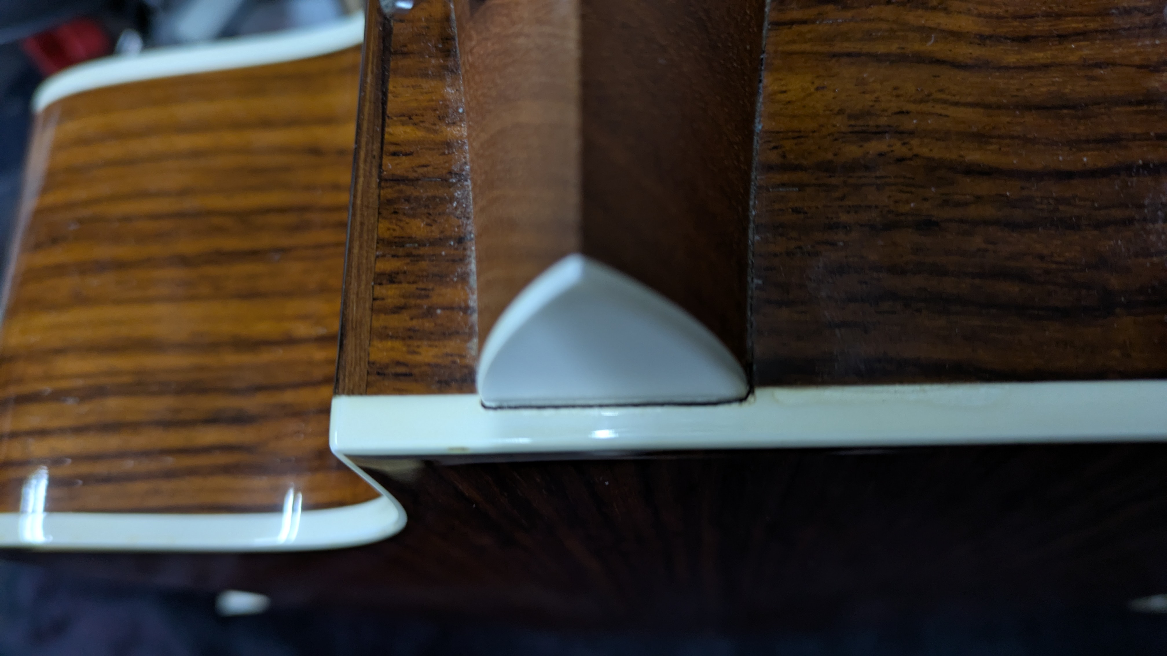 BLOG | ギターリペア工房DNS-Draw a New Sound-