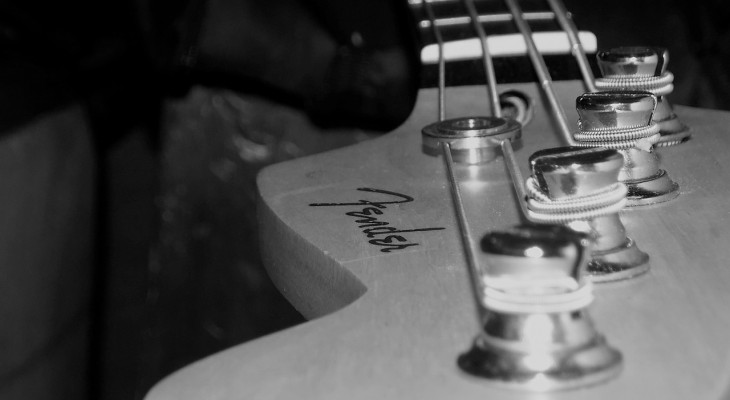 bass-guitar-2337394_1280