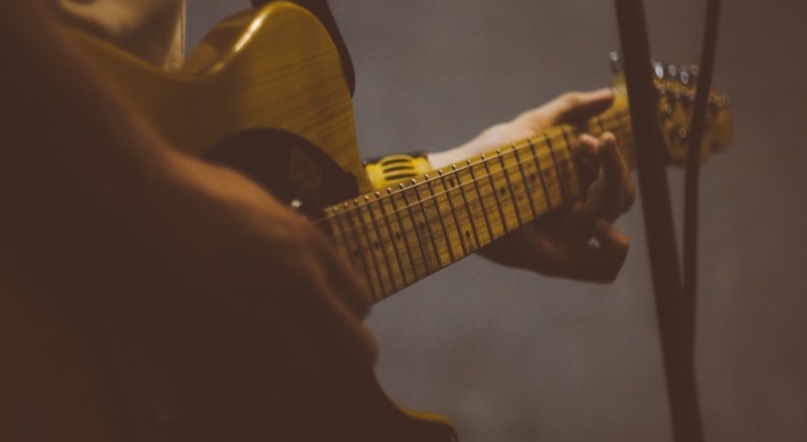 electric-guitar-1846583_1920